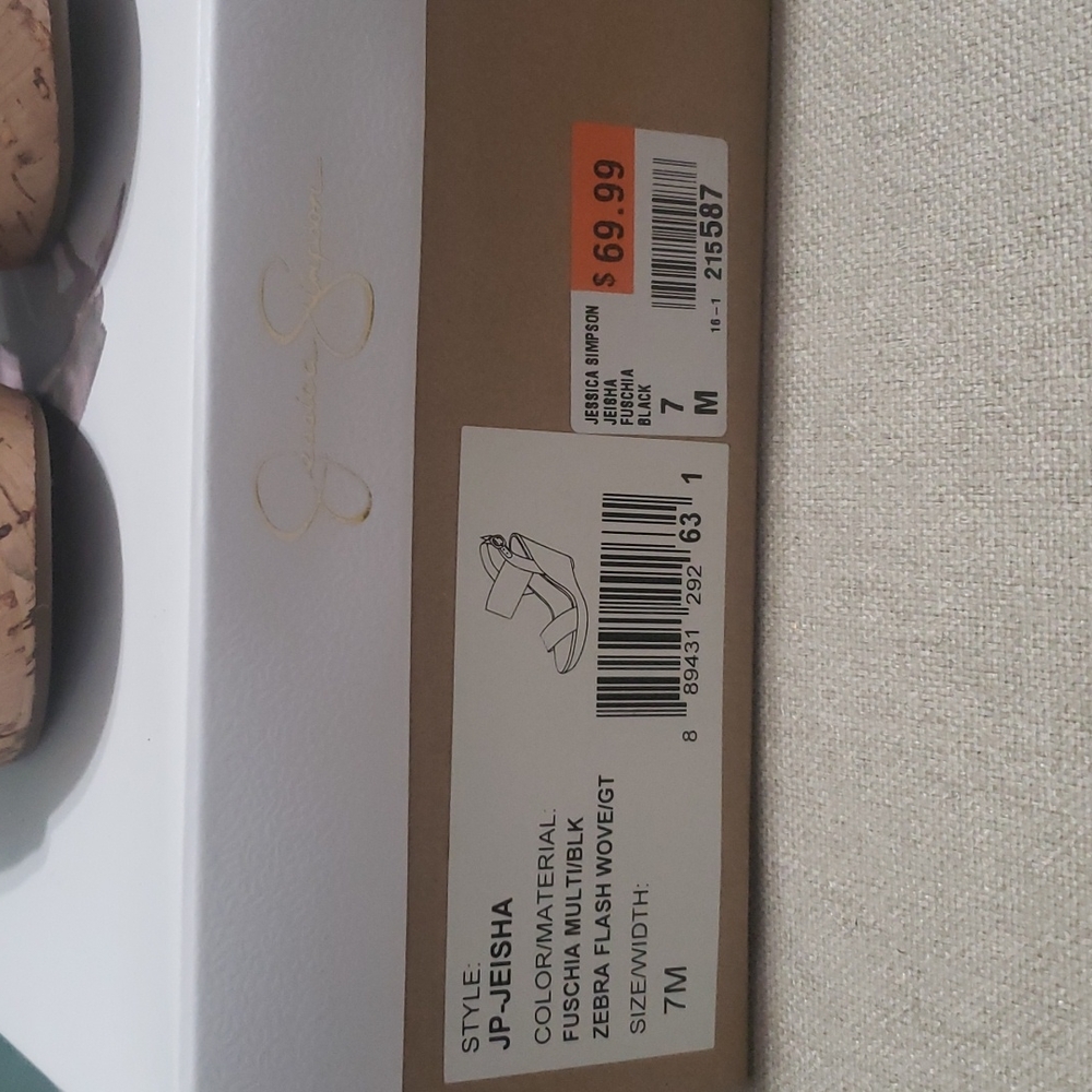 Shoes - Picture 4 of 5